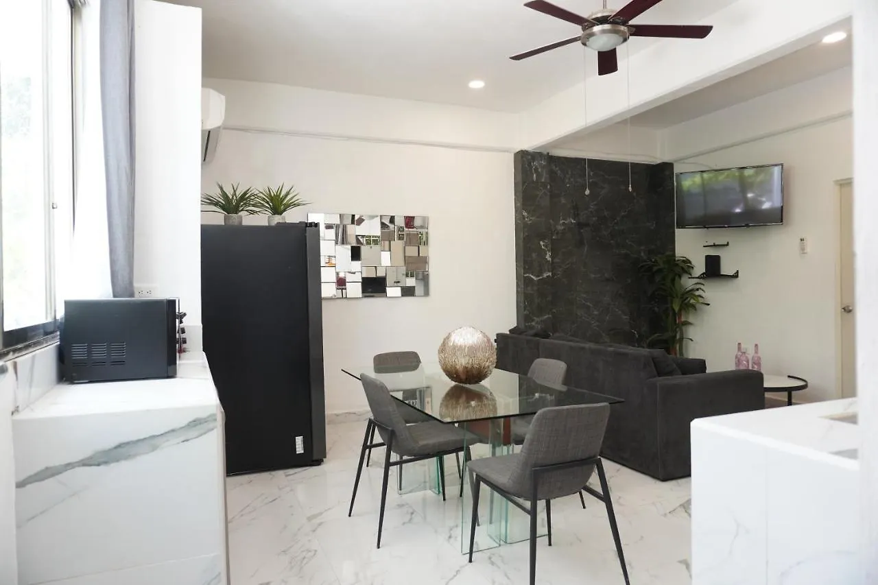 Moonligth 5Ta Av Apartment Playa del Carmen Mexico